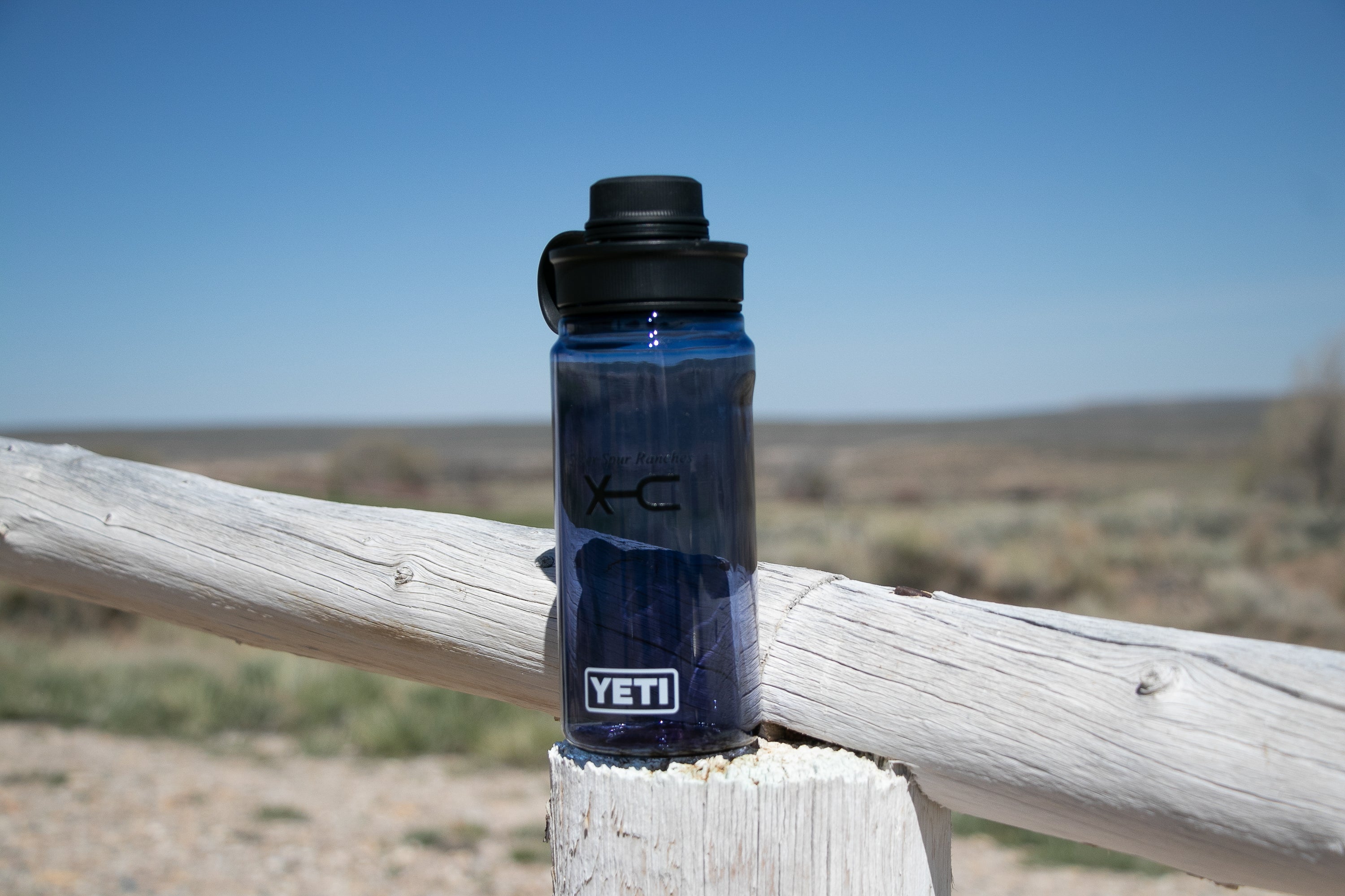 Yeti Navy Blue Yonder .6L Bottle